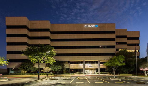 1825 Market Center Blvd, Dallas, TX for lease - Building Photo - Image 1 of 5