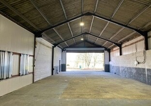 Manor Farm Yard, Upton Grey à louer Photo intérieure- Image 1 de 1