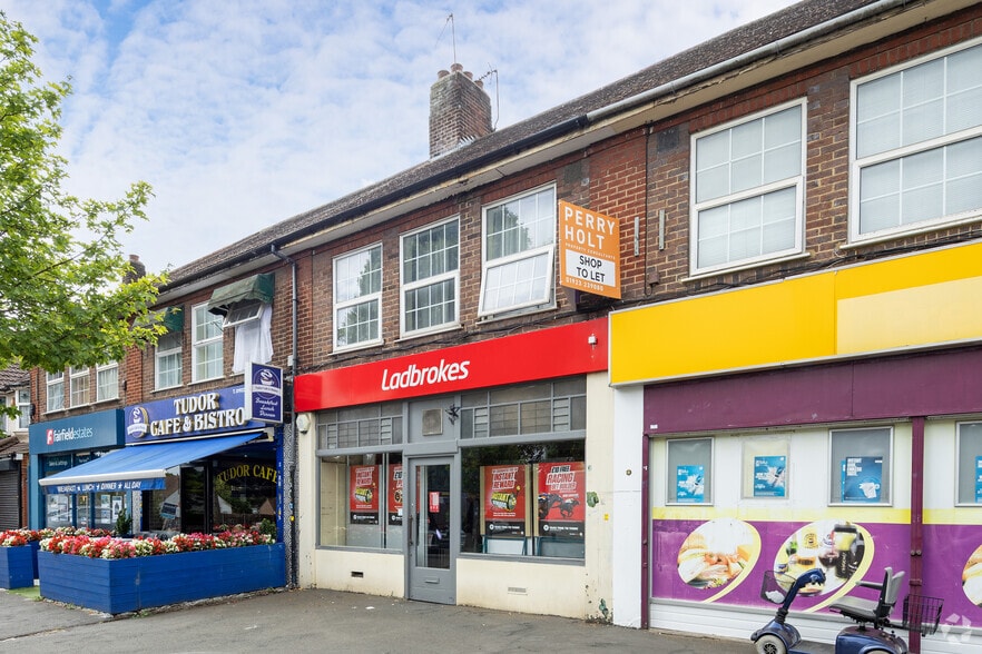 186B Bushey Mill Ln, Watford for lease - Primary Photo - Image 1 of 5
