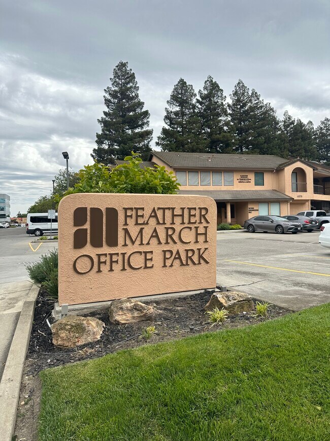 Plus de détails pour 4578 Feather River Dr, Stockton, CA - Bureau à louer