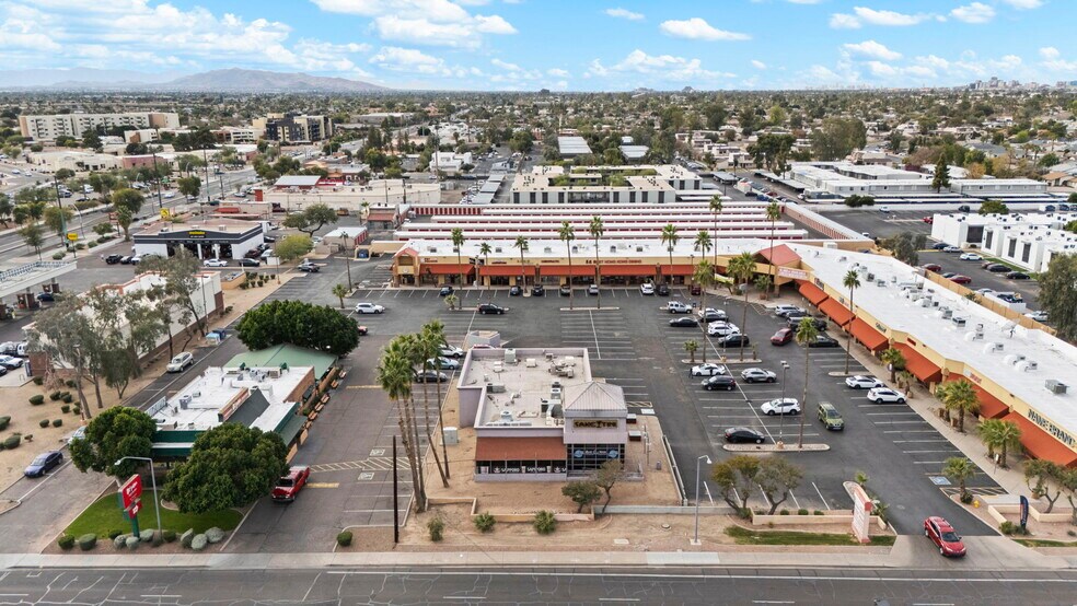 1120 S Dobson Rd, Mesa, AZ à vendre - Photo du bâtiment - Image 2 de 16