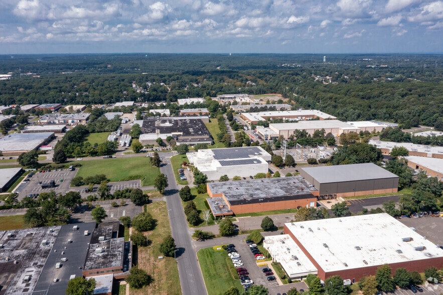 100 Wireless Blvd, Hauppauge, NY for lease - Aerial - Image 2 of 10
