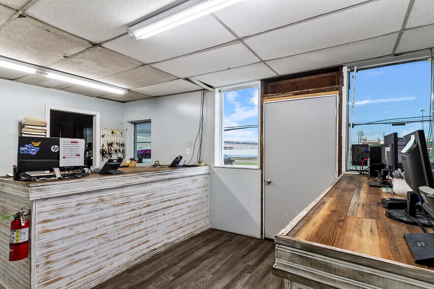 4215 Greensboro Ave, Tuscaloosa, AL à vendre - Photo du bâtiment - Image 2 de 6