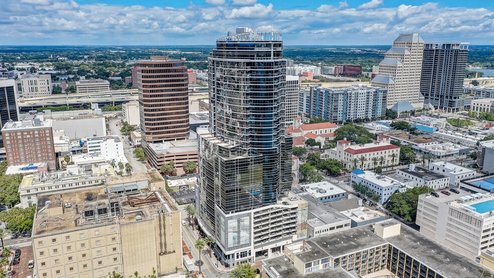 111 N Magnolia Ave, Orlando, FL for lease - Building Photo - Image 2 of 35