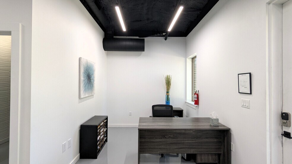 208 S Cottonwood Dr, Richardson, TX à louer - Photo intérieure - Image 3 de 10