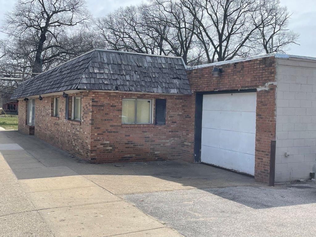 375 W Sherman Blvd, Muskegon, MI for sale Primary Photo- Image 1 of 7