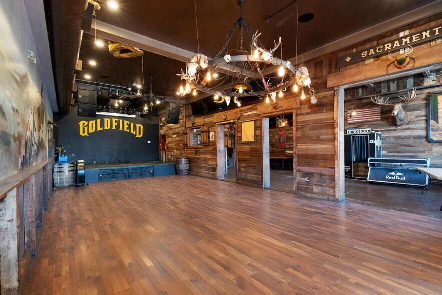 1624-1630 J St, Sacramento, CA for lease - Interior Photo - Image 2 of 9
