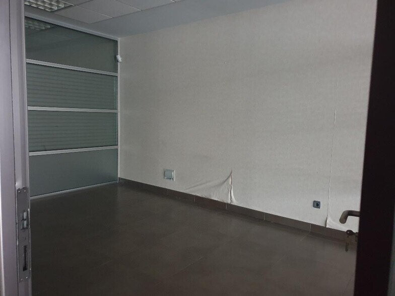 Estrada Da Coruña, 401, Lugo, Lugo for sale - Interior Photo - Image 3 of 9