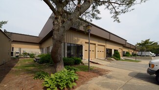 Plus de détails pour 21 Fruean Way, South Yarmouth, MA - Industriel à vendre