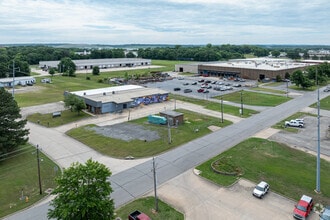 3904 Ayers Rd, Fort Smith, AR - AERIAL  map view