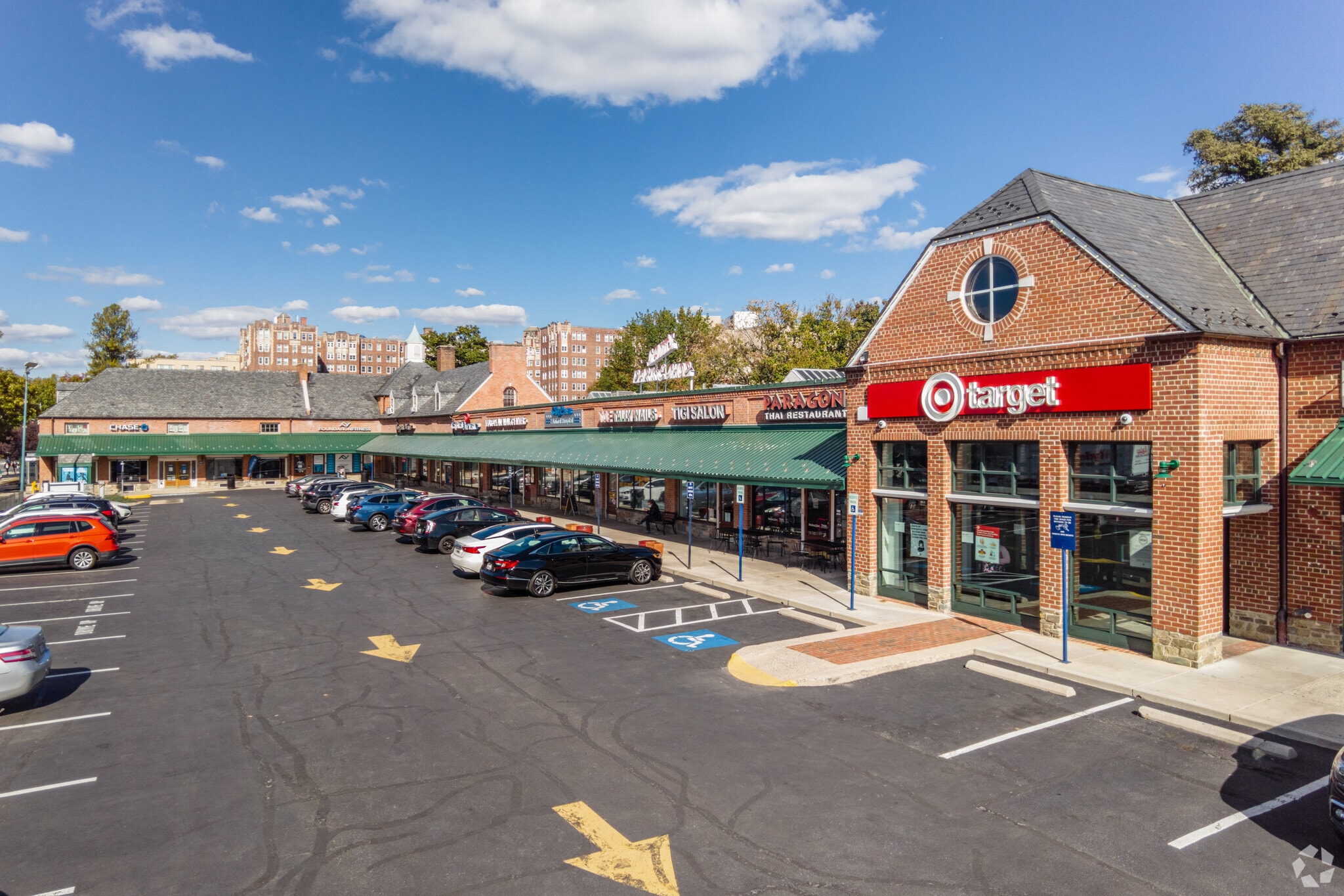 3501-3527 Connecticut Ave NW, Washington, DC for lease Primary Photo- Image 1 of 8