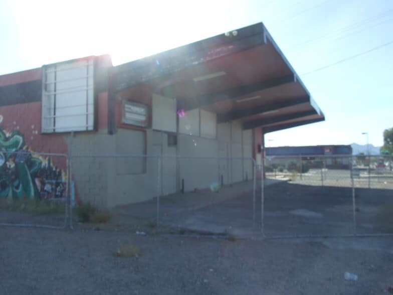 247 W Grant Rd, Tucson, AZ for sale - Building Photo - Image 2 of 4