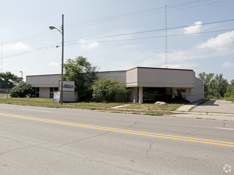 1026 Ann Arbor St, Flint, MI for sale - Primary Photo - Image 1 of 1