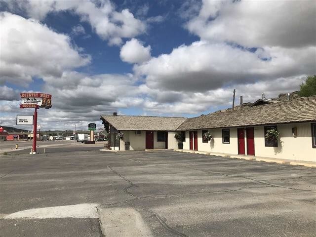 1004 Dewar Dr, Rock Springs, WY à vendre - Photo du bâtiment - Image 3 de 13