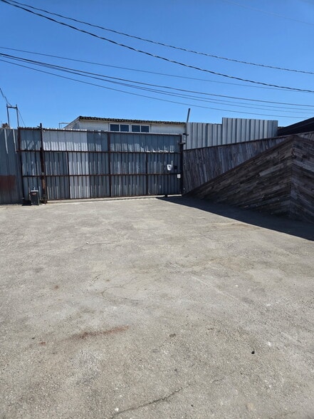 147 W 155th St, Gardena, CA for sale - Building Photo - Image 3 of 13