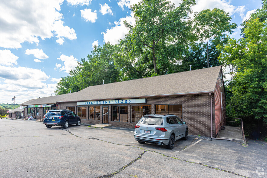 251 Worcester St, Natick, MA for lease - Building Photo - Image 1 of 6