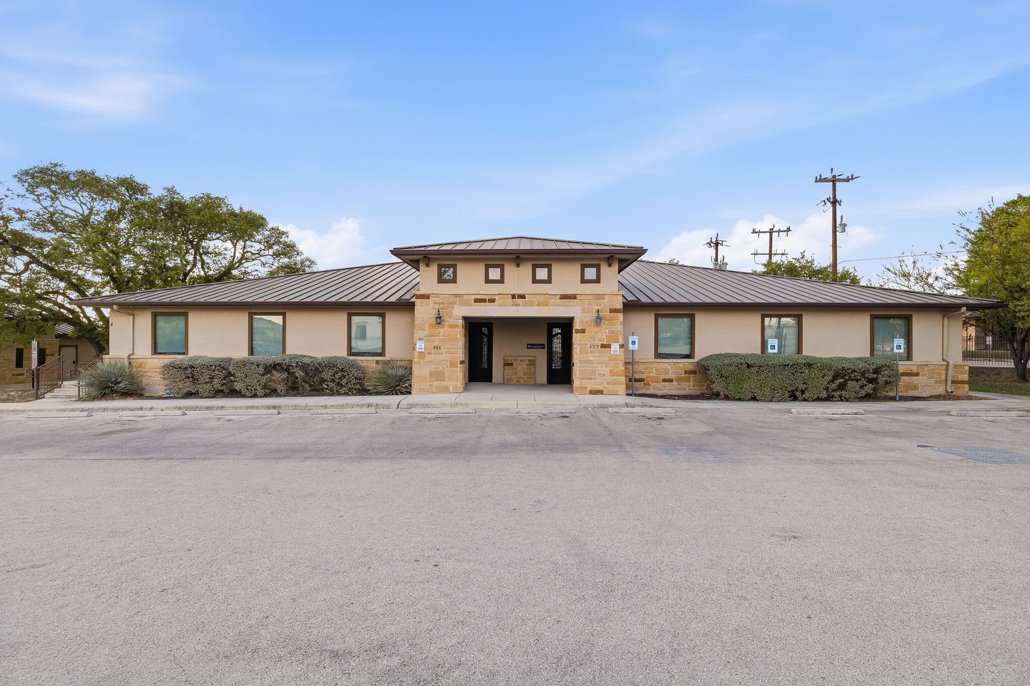 10007 Huebner Rd, San Antonio, TX à vendre Photo principale- Image 1 de 38