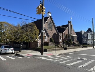 Plus de détails pour 10310 104th St, Ozone Park, NY - Spécialité à vendre