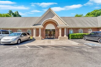 1341 Branton Blvd, Knoxville, TN for lease Interior Photo- Image 2 of 19