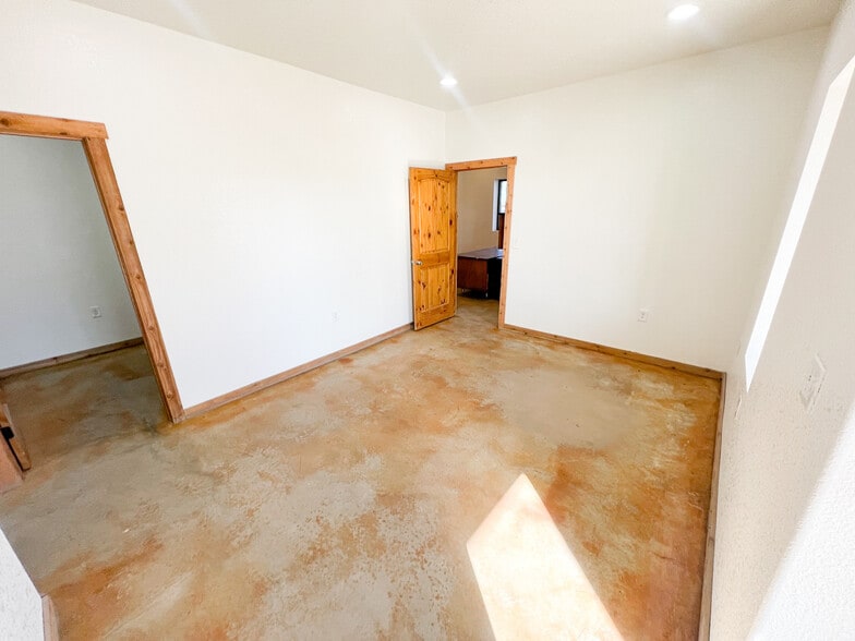 4116 S County Road 1141, Midland, TX for lease - Interior Photo - Image 3 of 17