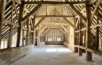 New Cottages, Petworth for lease Interior Photo- Image 1 of 3