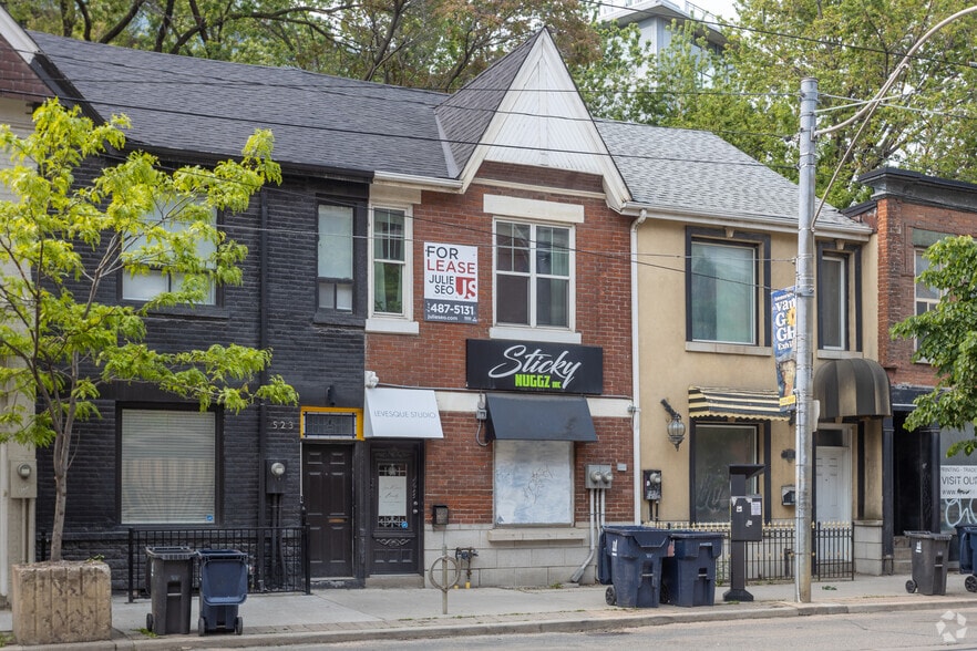 521 E Queen St, Toronto, ON for lease - Primary Photo - Image 1 of 2