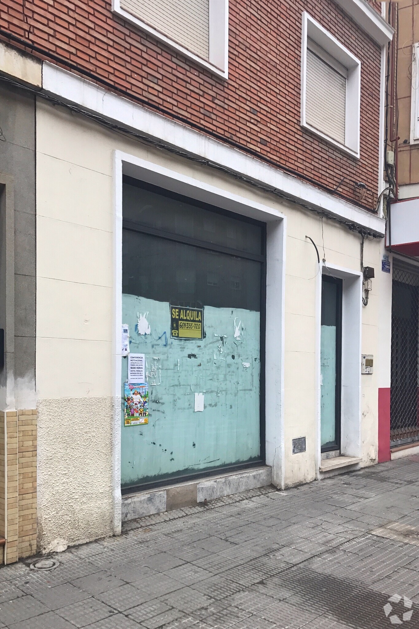 Avenida de Pío XII, 70, Talavera de la Reina, Toledo for lease Interior Photo- Image 1 of 2