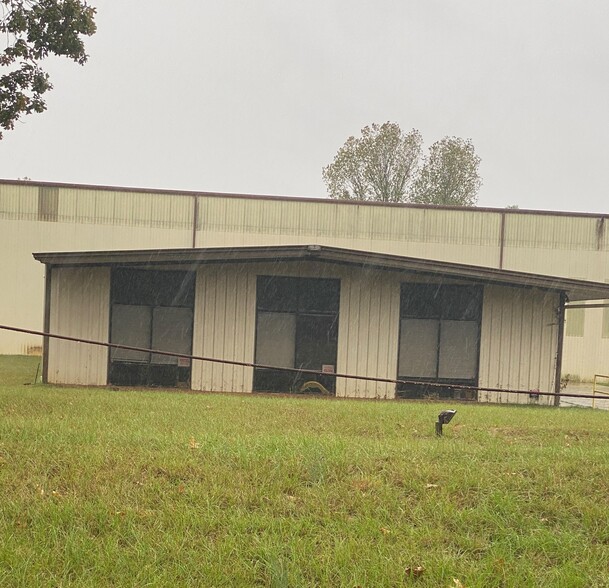 1935 Hwy 82 W Hwy 82 West, New Boston, TX for sale - Primary Photo - Image 1 of 1