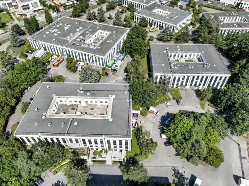 Office in Limonest for lease Building Photo- Image 1 of 19