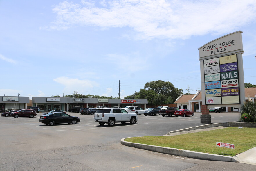 500 Courthouse Rd, Gulfport, MS for lease - Building Photo - Image 1 of 3