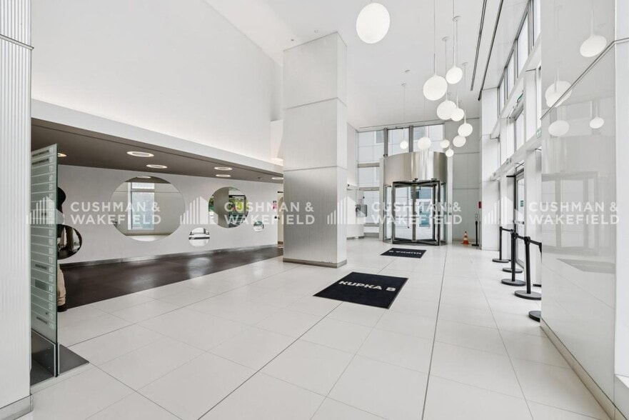 16 Rue Hoche, Puteaux for sale - Lobby - Image 3 of 16