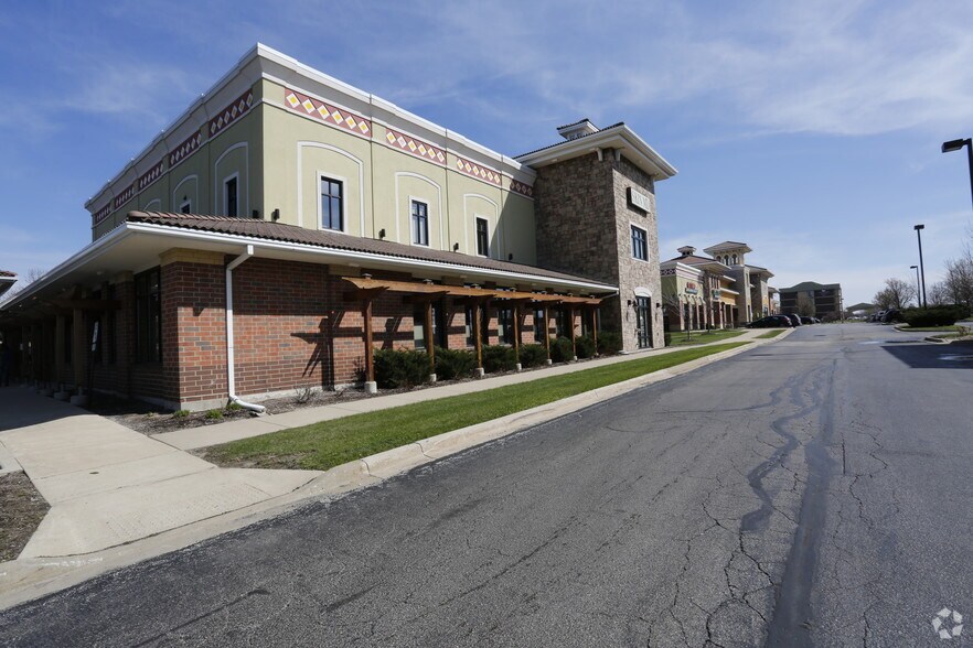 16101 S La Grange Rd, Orland Park, IL à louer - Photo du bâtiment - Image 2 de 7