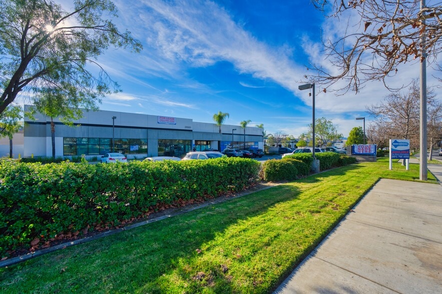 26881 Jefferson Ave, Murrieta, CA for lease - Primary Photo - Image 1 of 9