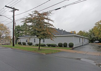Plus de détails pour 201 Cedar St, Oneida, NY - Bureau à vendre