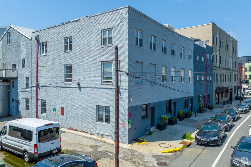 1217 Spring Garden St, Philadelphia, PA à louer - Photo du bâtiment - Image 2 de 49