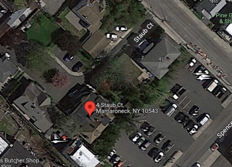 4 Staub Ct, Mamaroneck, NY à vendre - Photo du bâtiment - Image 3 de 3