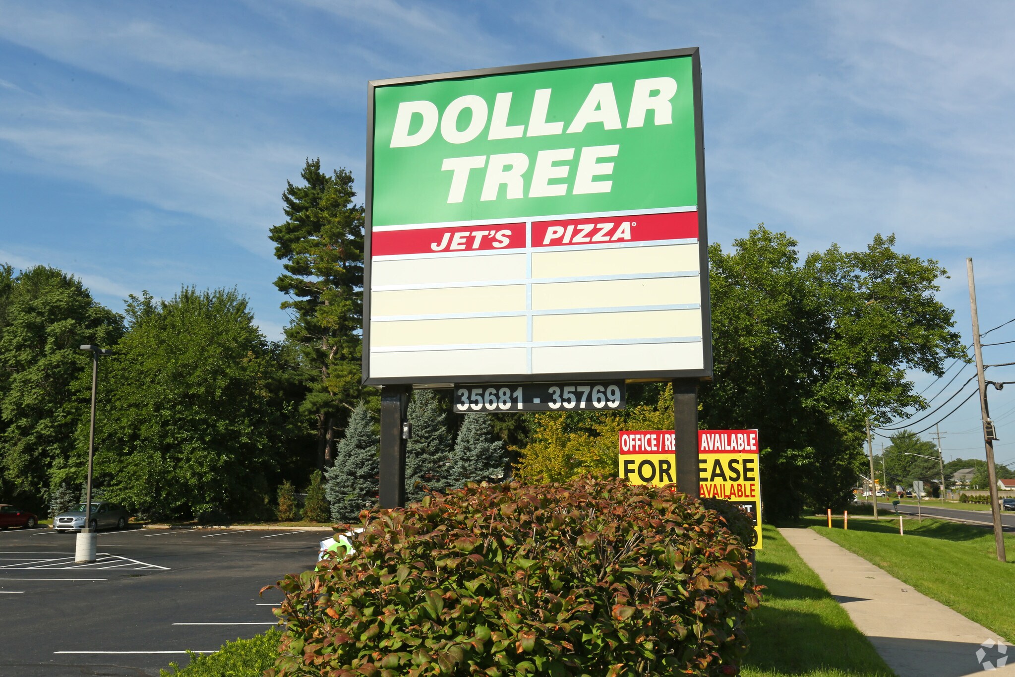 35681-35809 Van Born Rd, Romulus, MI à louer Autre- Image 1 de 3