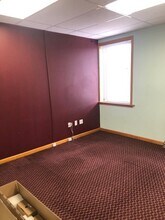 240-248 Farmington Ave, Hartford, CT for lease Interior Photo- Image 2 of 7