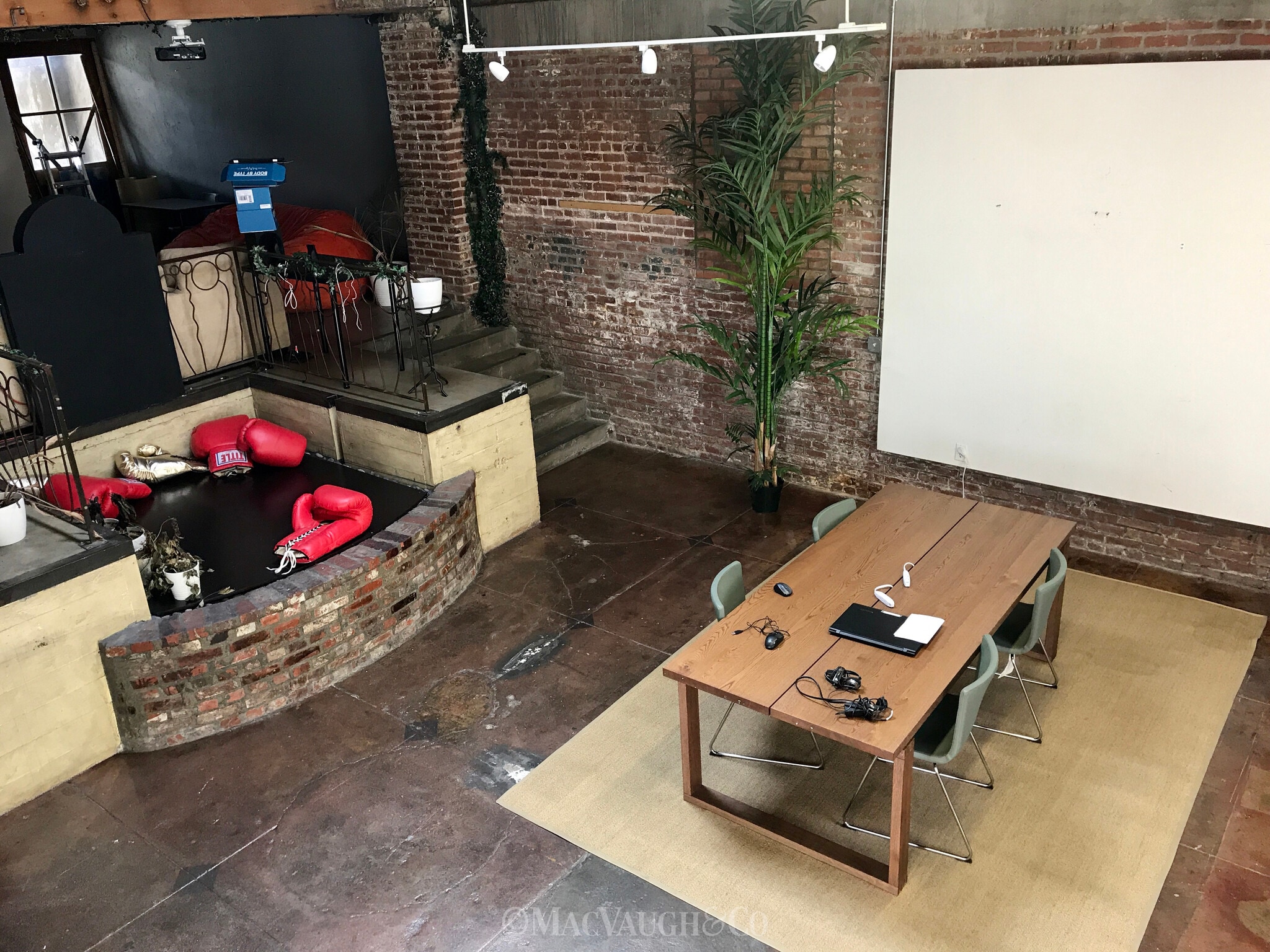 55 Waverly Dr, Pasadena, CA for lease Interior Photo- Image 1 of 14