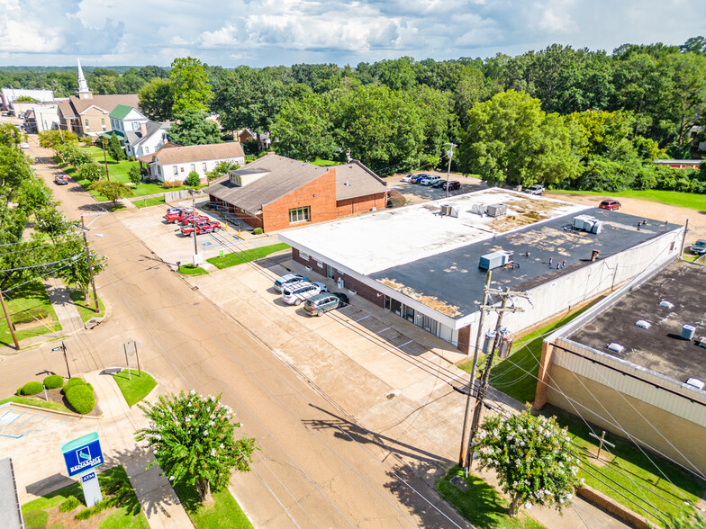 403 Summit St, Winona, MS à vendre - Photo principale - Image 1 de 1