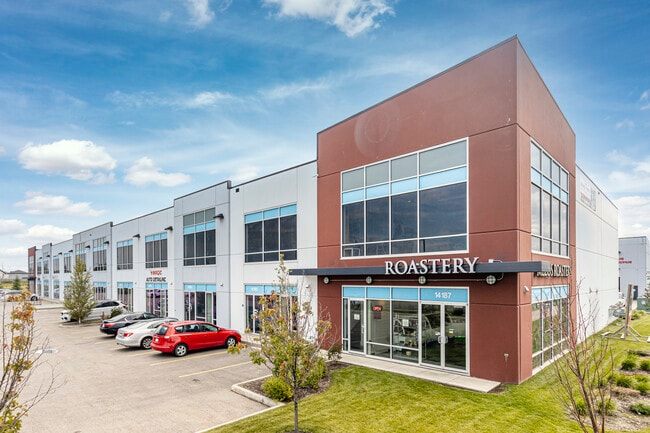 Plus de détails pour 14165-16183 162 Av NW, Edmonton, AB - Flex à vendre