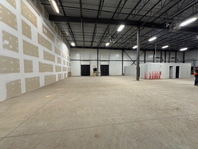 2810 Boul Guillaume-Couture, Lévis, QC à louer Photo intérieure- Image 1 de 8