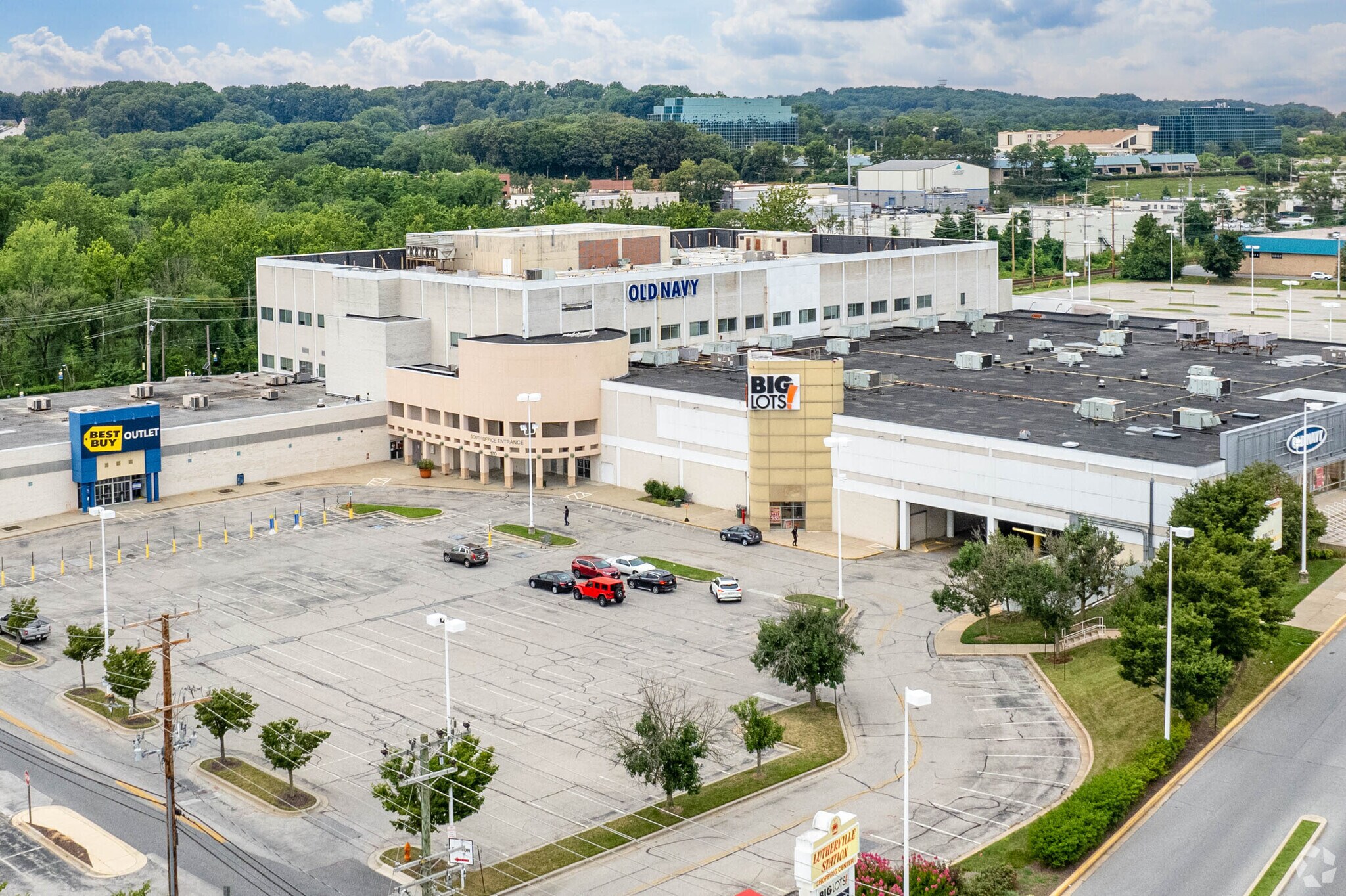 130-170 W Ridgely Rd, Lutherville, MD for lease Primary Photo- Image 1 of 14