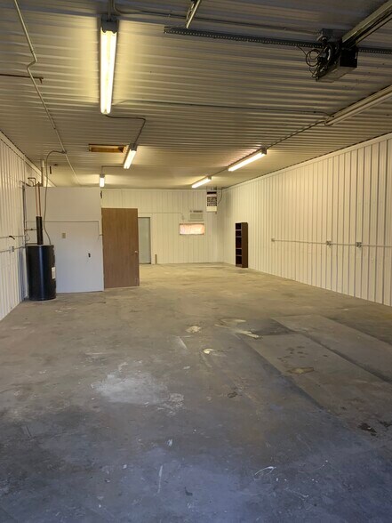 114 Stevens Dr, Iowa City, IA à louer - Photo du bâtiment - Image 2 de 5