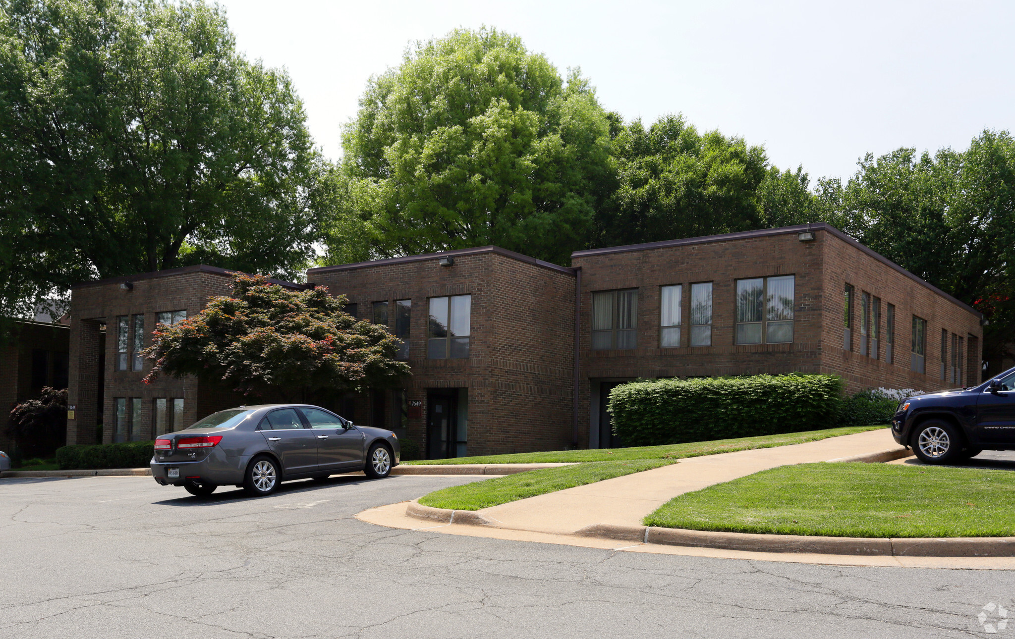 7647-7651 Leesburg Pike, Falls Church, VA for sale Primary Photo- Image 1 of 1