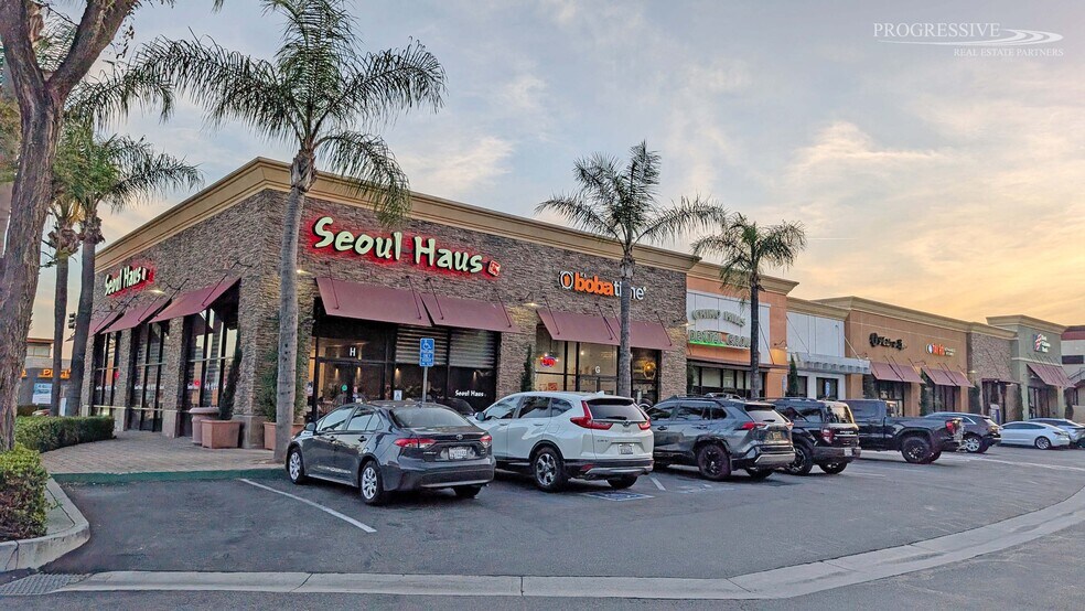3410 Grand Ave, Chino Hills, CA à louer - Photo du bâtiment - Image 3 de 8