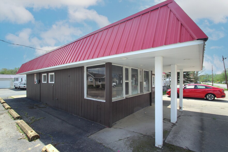 413 Bank St, Lodi, OH à vendre - Photo du bâtiment - Image 2 de 6