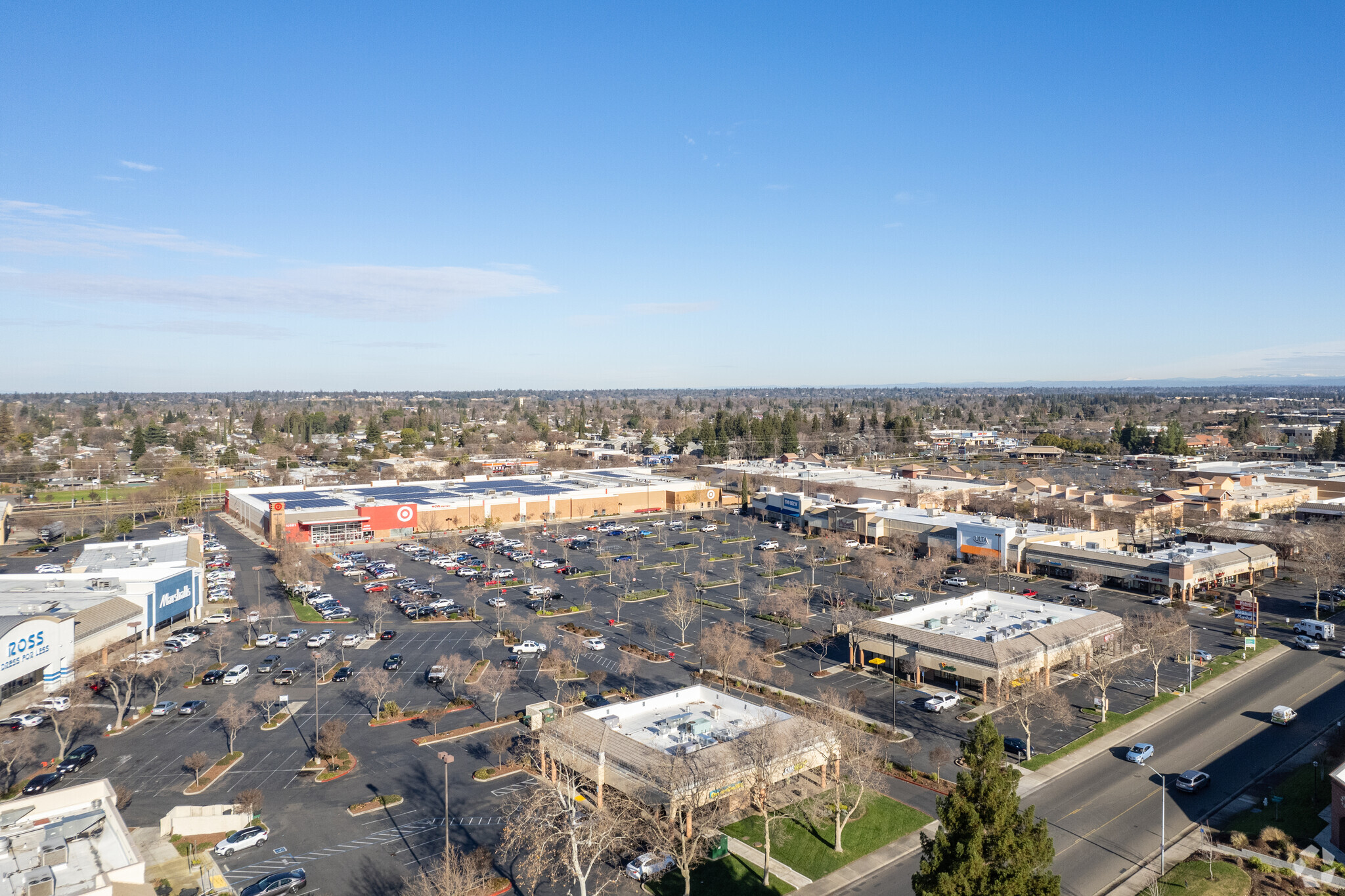 10801-10937 Olson Dr, Rancho Cordova, CA à louer Photo du bâtiment- Image 1 de 28