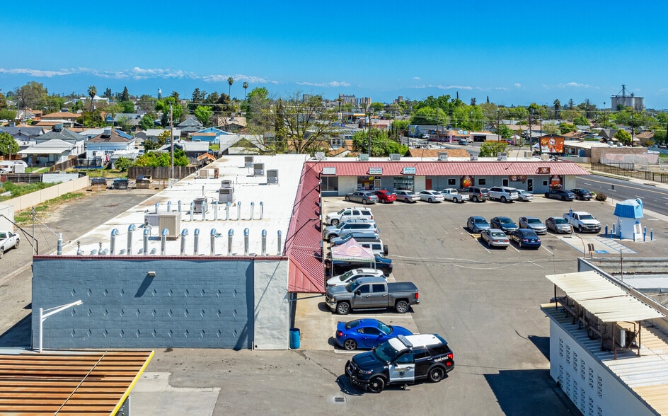 736 W Inyo Ave, Tulare, CA à louer - Photo du bâtiment - Image 2 de 9