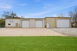14102 Pine Meadow Ln, Tomball, TX à vendre Photo du bâtiment- Image 2 de 27